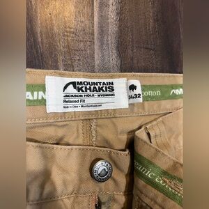 Mountain Khakis Men's Khaki Chinos